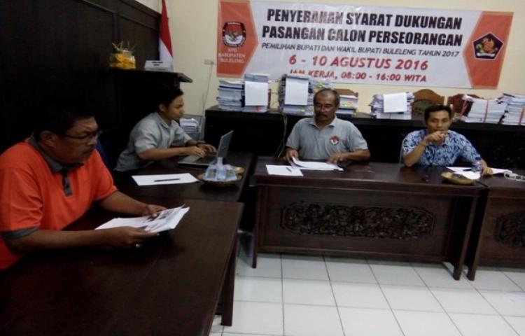 PANWAS KABUPATEN BULELENG MASIH LAKUKAN PENGAWASAN TERHADAP PROSES PENCALONAN PERSEORANGAN DI KPU KABUPATEN BULELENG