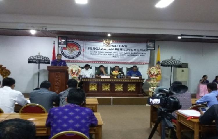 PELAKSANAAN EVALUASI PENGAWASAN PILKADA TAHUN 2015 BAGI PANWAS KABUPATEN/KOTA SE-BALI