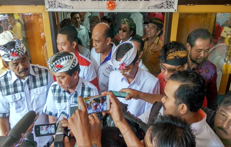 PENETAPAN PASANGAN CALON BUPATI DAN WAKIL BUPATI PADA PILKADA KLUNGKUNG