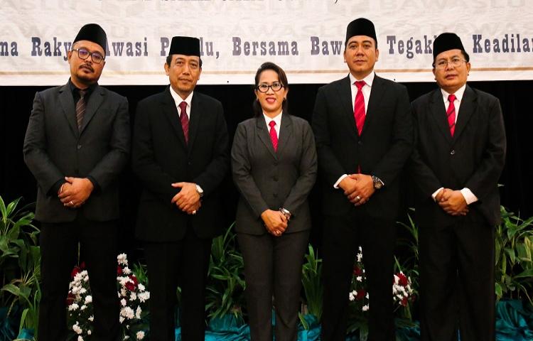 Pelantikan Pimpinan Bawaslu Provinsi Bali Periode 2018 – 2023