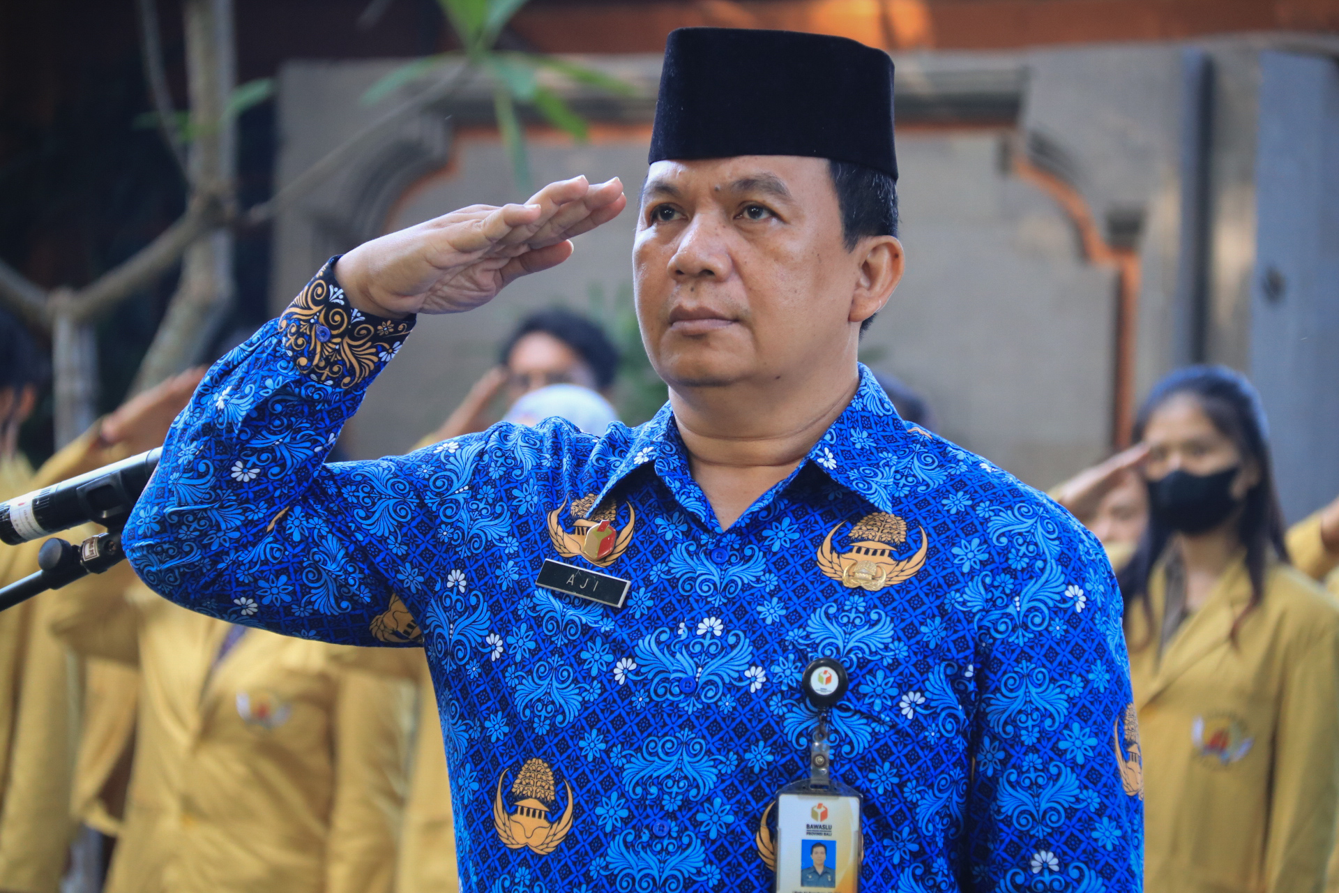 Bawaslu Bali Gelar Upacara Peringatan Hari Pahlawan