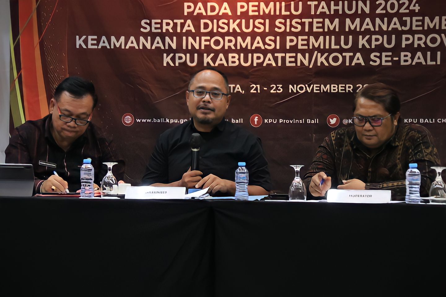 Indeks Kerawanan Pemilu Sebagai Early Warning System Pemetaan TPS dan TPS Khusus 