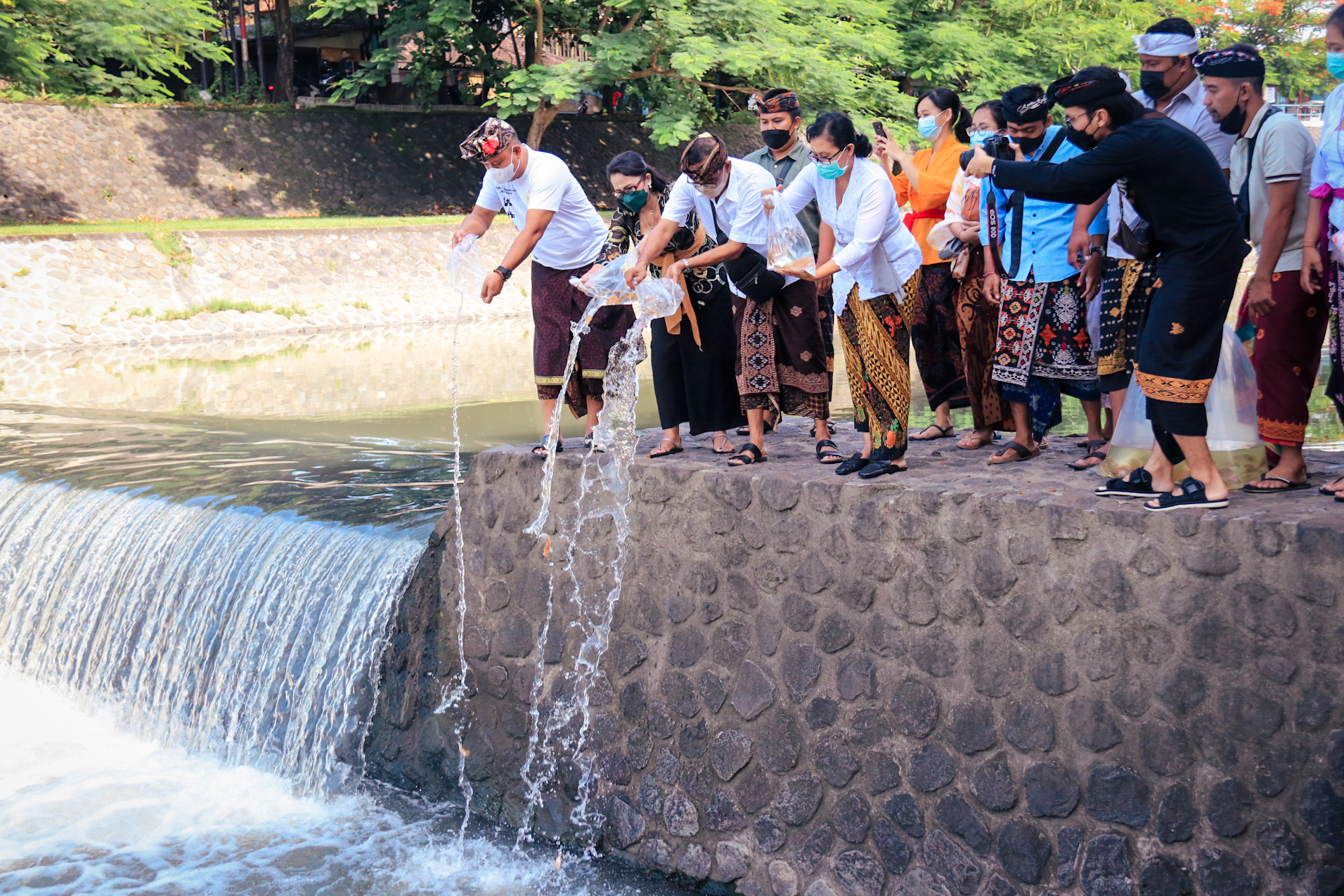 Rahina Tumpek Uye, Bawaslu Bali Laksanakan Danu Kerthi