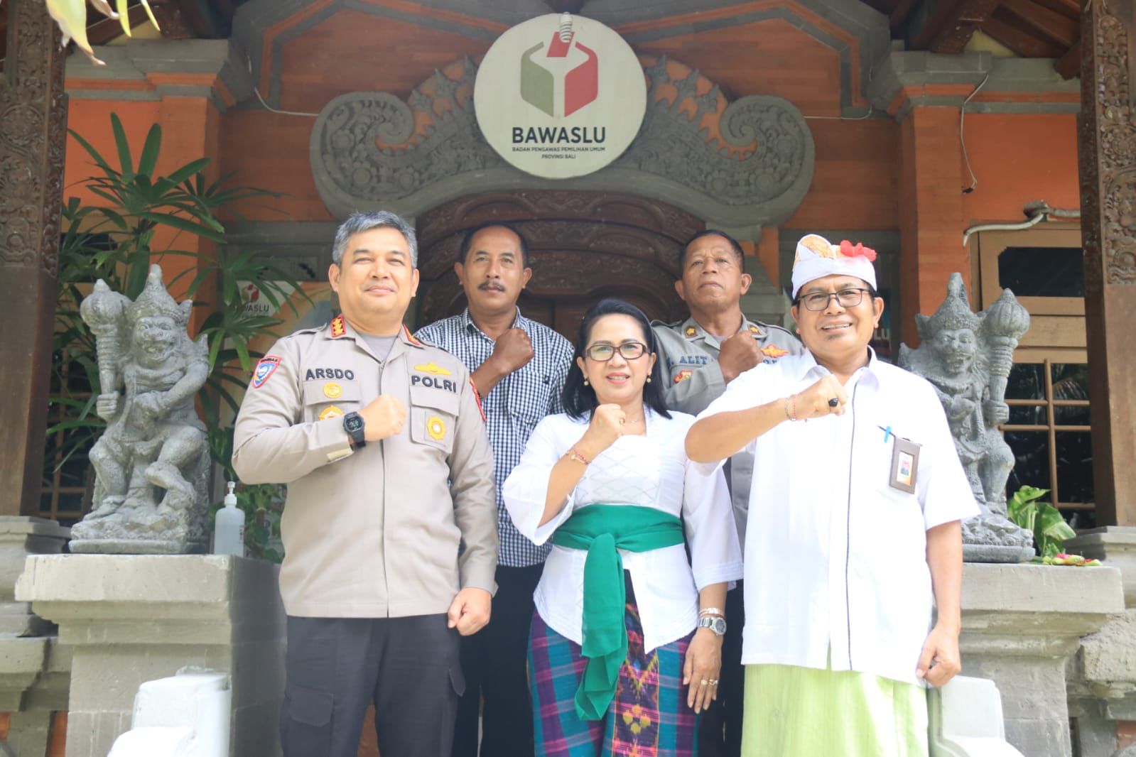 Dir Bimmas Polda Bali Sambangi Kantor Bawaslu Bali.