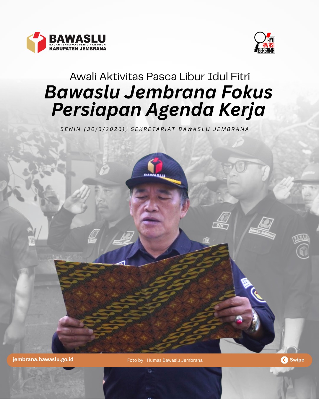 Ketua Bawaslu Jembrana Made Widiastra Selaku Pembina Apel