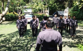 APEL PAGI PASCACUTI BERSAMA DI LINGKUNGAN BAWASLU BALI