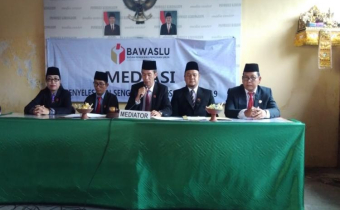 BAWASLU KAB. KARANGASEM GELAR PEMBACAAN PUTUSAN HASIL MEDIASI PARTAI DEMOKRAT