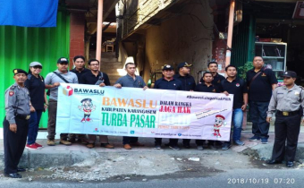 BAWASLU KAB. KARANGASEM Turun ke PASAR DALAM RANGKA JAGA HAK PILIH 