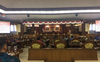 Bawaslu Provinsi Bali Menghadiri Rapat Paripurna DPRD provinsi Bali ke-17