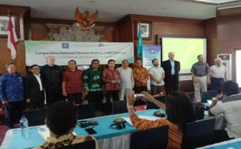 Comparative National Election Project (CNEP) Seminar di universitas warmadewa Denpasar