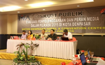 DISKUSI PUBLIK EVALUASI PENYELENGGARAAN DAN PERAN MEDIA DALAM PILKADA 2015 DI KOTA DENPASAR