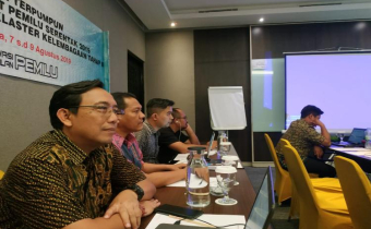 Diskusi kelompok terpumpun workshop penulisan riset pemilu serentak 2019 claster kampanye tahap III