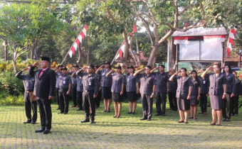 PELAKSANAAN UPACARA HUT KEMERDEKAAN RI KE 70 DI BAWASLU BALI
