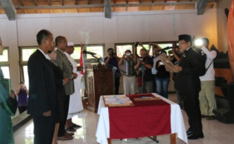PELANTIKAN CALON TERPILIH ANGGOTA PANITIA PENGAWAS KABUPATEN BULELENG
