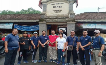 Pastikan Warga Terdaftar di DPT, Bawaslu Tabanan Gencar Sasar Pasar 