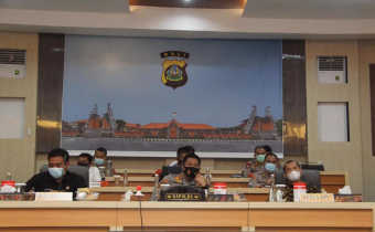 Bawaslu Bali mengikuti Vidcon di Polda Bali Terkait Kesiapan Penyelenggara dan Stakeholder dalam Pelaksanaan Pemilihan Kepala Daerah (Pilkada) Serentak Tahun 2020