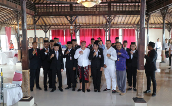 12 Anggota Panwascam Se-Bangli Dilantik, Sunadra : Kuasai Produk Hukum Pemilu Untuk Pegangan