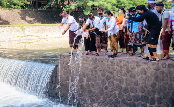 Rahina Tumpek Uye, Bawaslu Bali Laksanakan Danu Kerthi